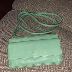 Cute Fossil leather crossbody bag!